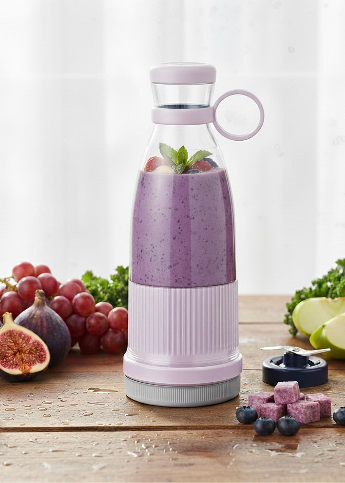 Nika’s FreshBlend Bottle