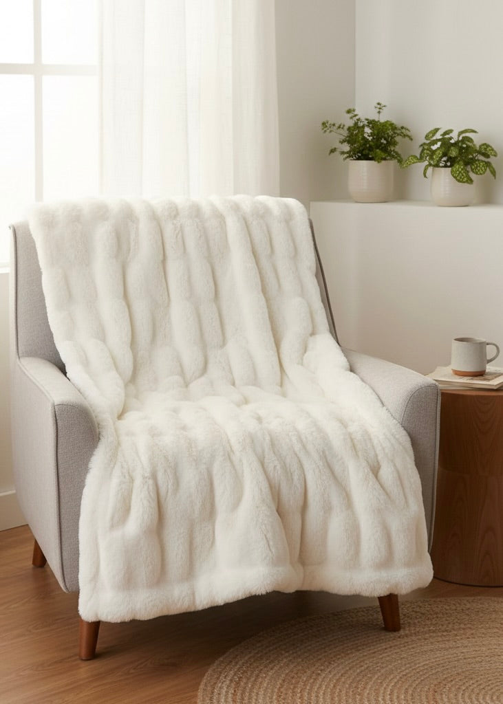 Nika Luxe Cloud Blanket