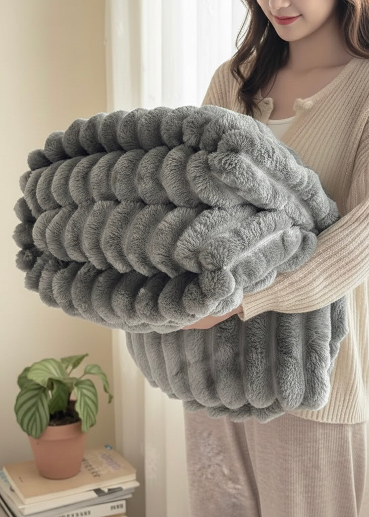 Nika Luxe Cloud Blanket